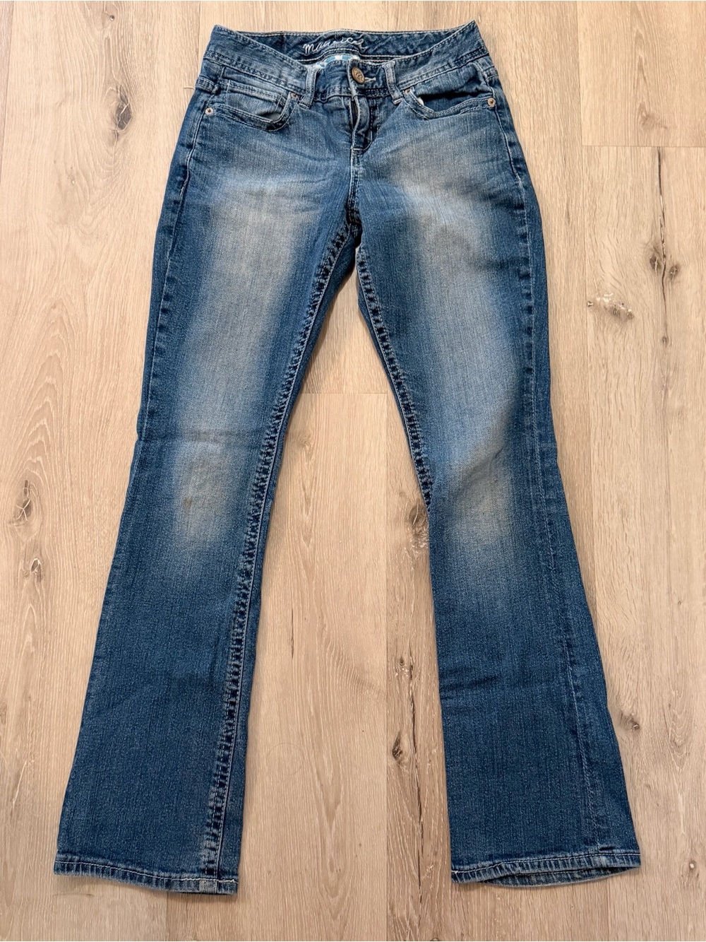 Maurices Curvy Bootcut Jeans Size 1/2 Reg Blue Faded Y2K McBling Aesthetic